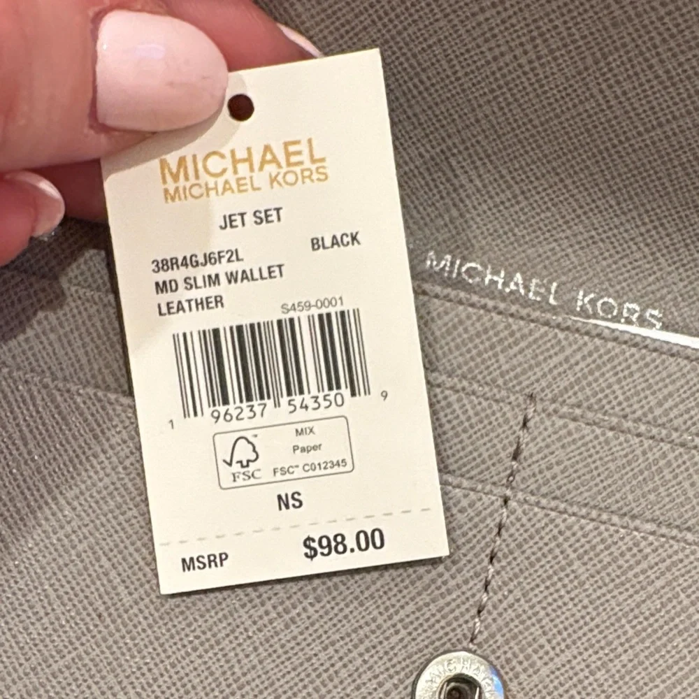 Michael Kors Gray Saffiano Leather Continental Wallet - Picture 4 of 4